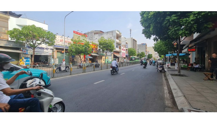 Cho thuê nhà Mặt Tiền Lũy Bán Bích 98m²,1 Lầu- GẦN NGÃ TƯ HÒA BÌNH